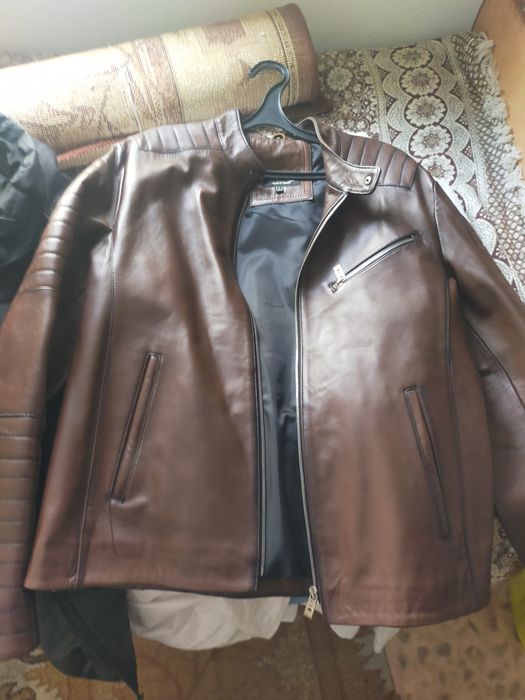 Продам куртку осень