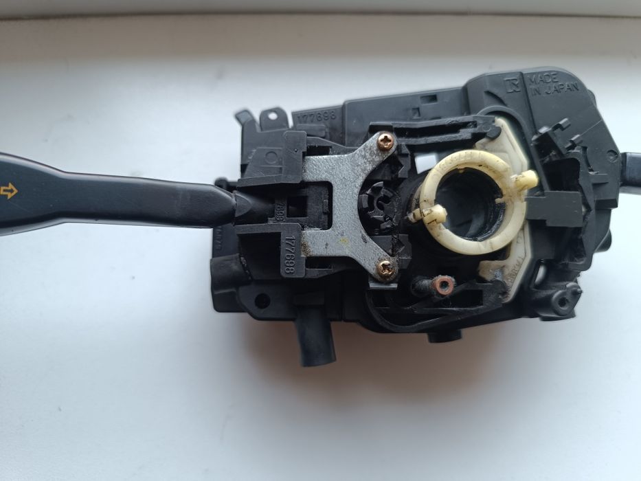 Вертолет Mazda 323 BF