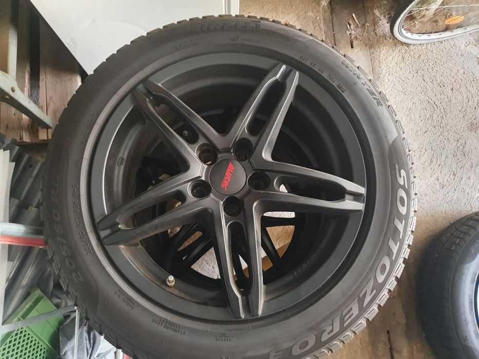Jante BMW X2 17" Cauciucuri de Iarna 206/60 R17