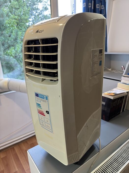 Aer conditionat portabil 12.000BTU