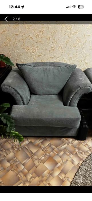 Продам диван и два кресла