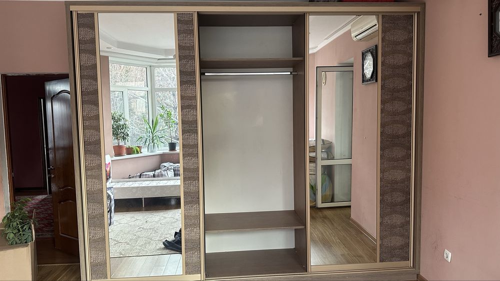 Шифонер раздвижной