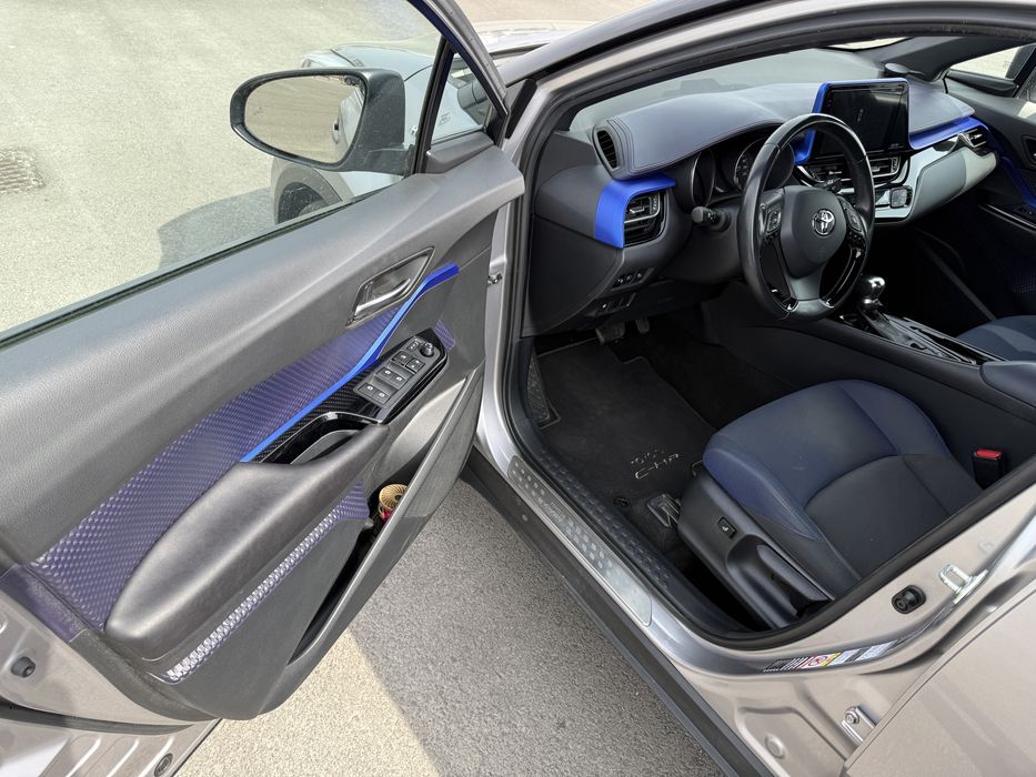 Toyota C-hr bitone