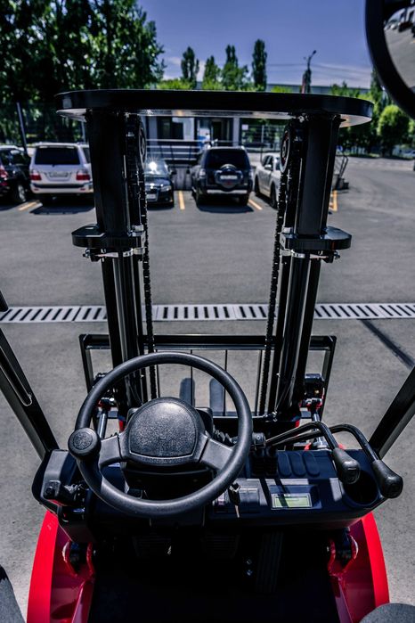 Вилочный погрузчик бензиновый НС