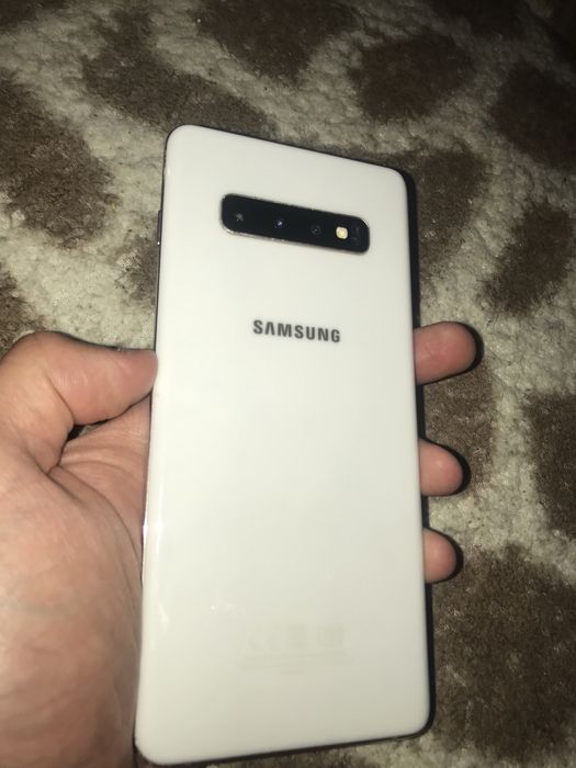 Samsung S10+ и айфон 7