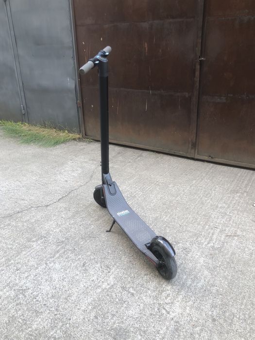Vând trotinetă Electrică