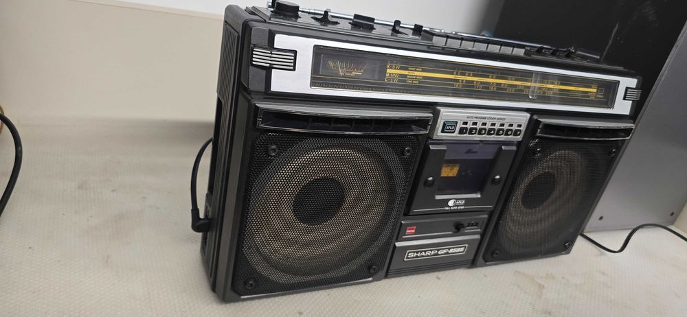 Radiocasetofon portabil Sharp Gf 8585