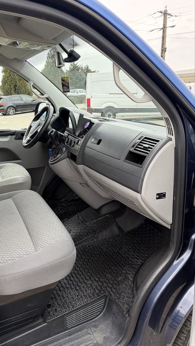 VOLKSWAGEN Caravelle 2011 — imagine 3