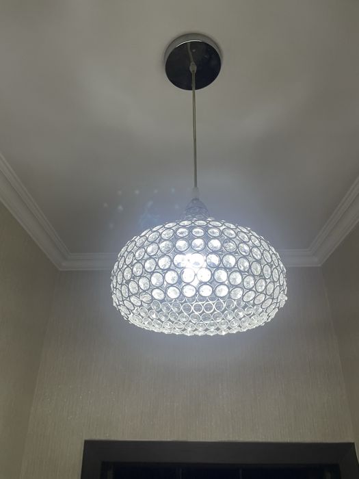 Люстры 4 шт для прихожей, коридора