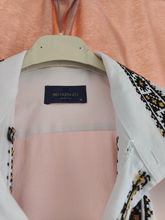 Camasa națională cusuta de mana