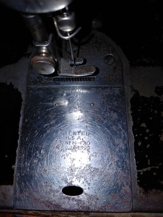 Masina de cusut Singer!