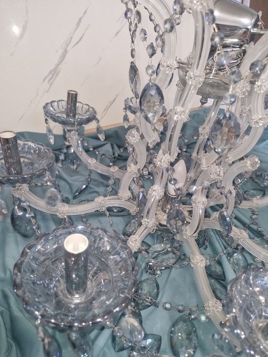 Продам люстру б/у за 25000 тг 9 ламп