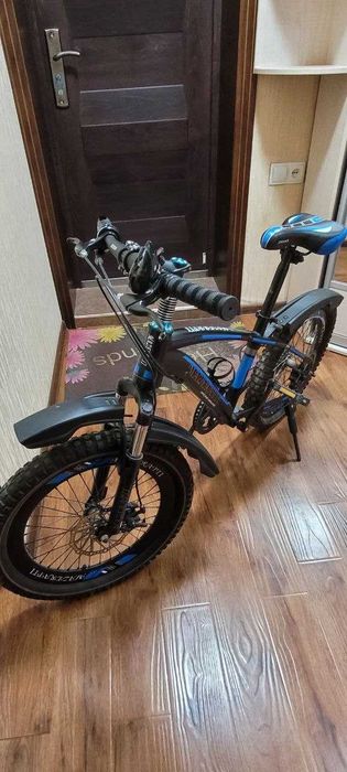 Продаётся велосипед на возраст 10 - 14 лет в отличном состоянии!