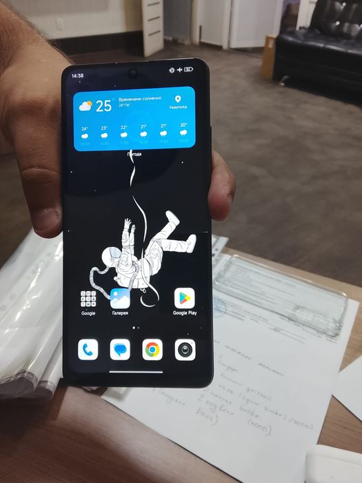 Продам Xiaomi 12pro plus 5G