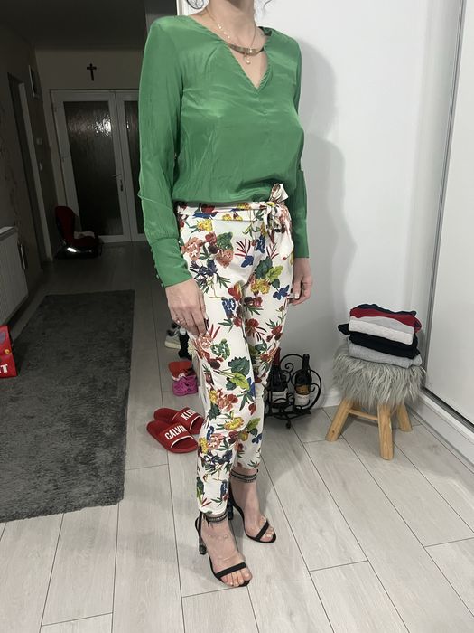 Set compleu foarte frumos