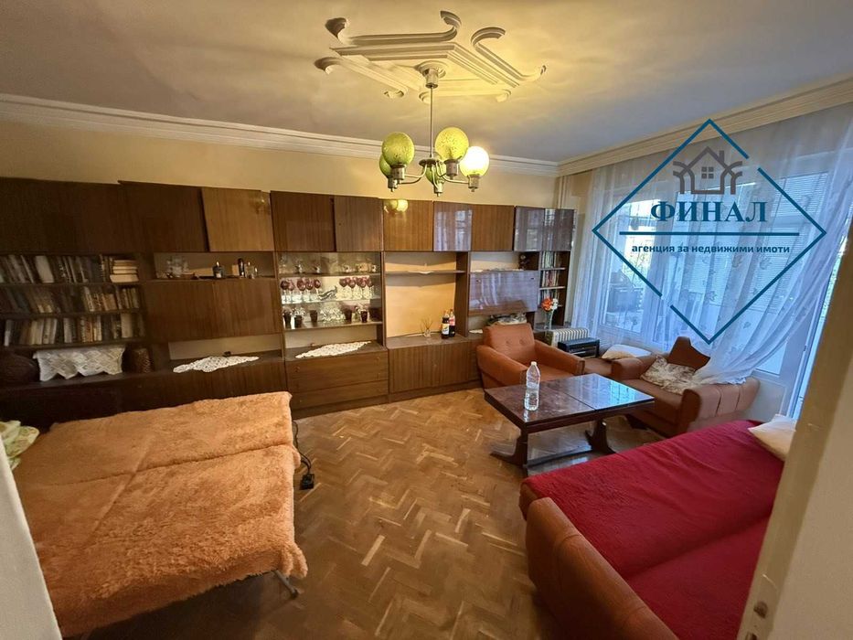 Продава се Двустаен апартамент в Шумен, Болницата - 64 кв.м за 1250 €/кв.м - Снимка #1