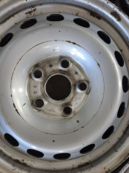 4бр.Жилезни Джанти 15.ки.