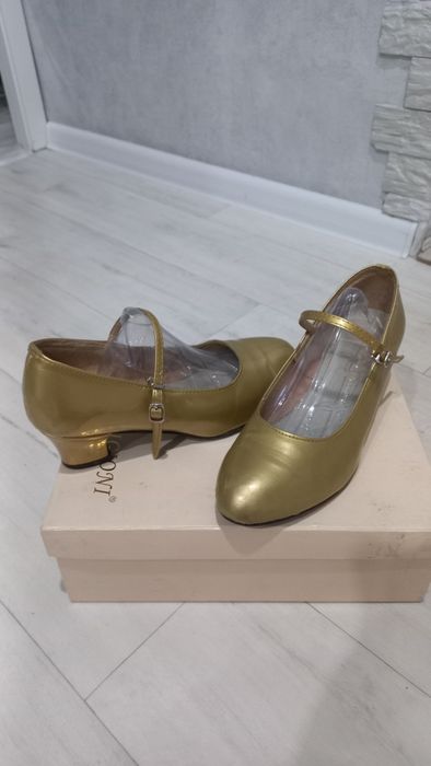 продам туфли  золотистые