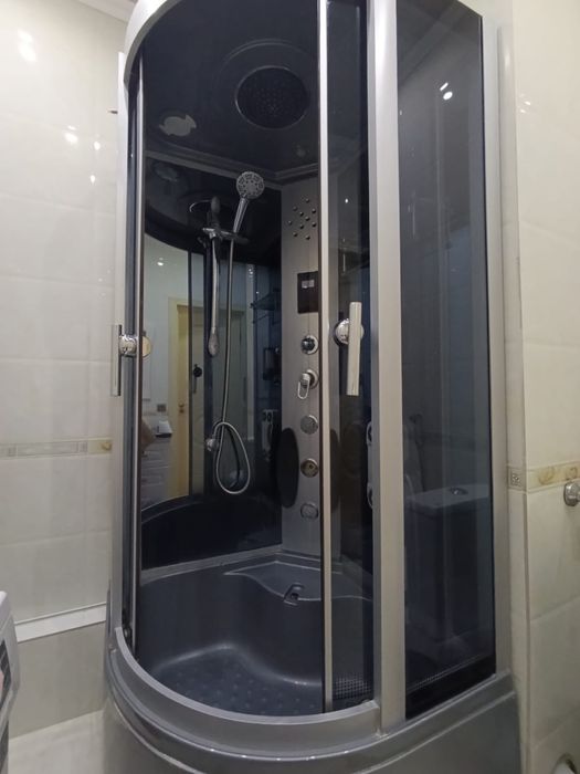 Продам душевую кабину