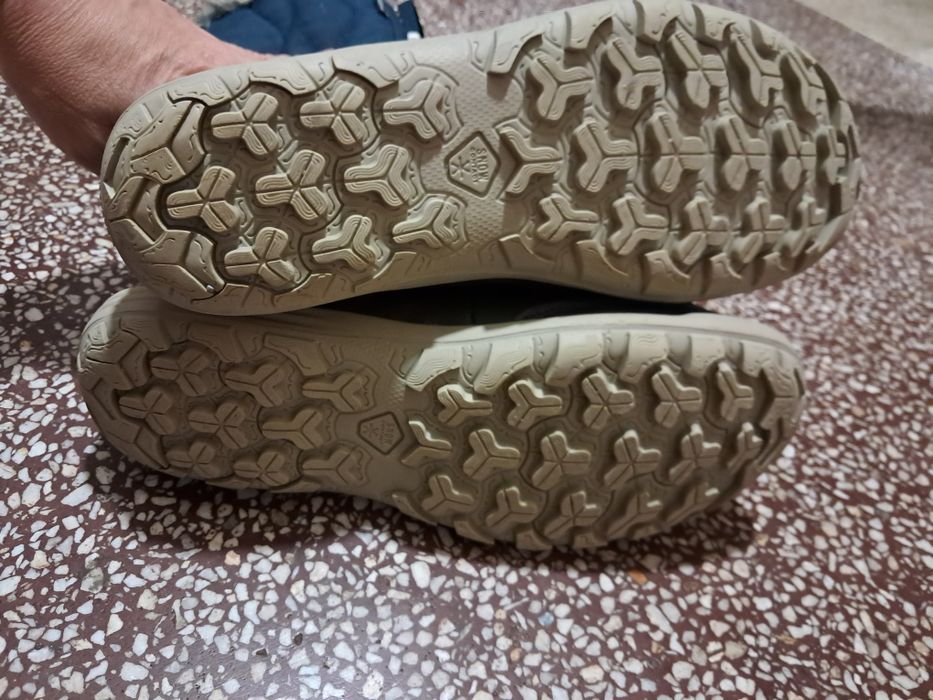 Ботуши за момче номер 40