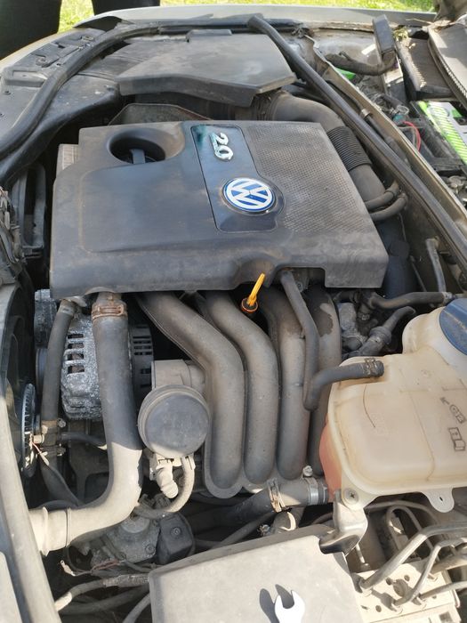 VW Passat бензин .2.0 AZM  начасти