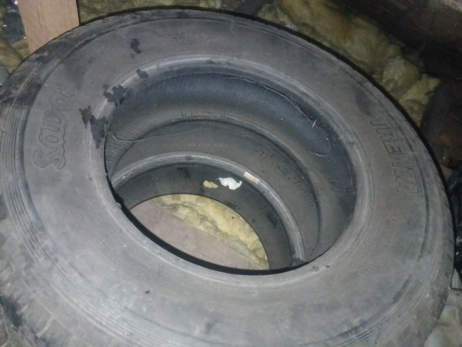 Vind anvelope 225 70 15 c iarna și vara