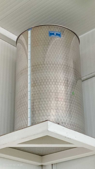 Bazin inox cu capac flotant, 600 litri, Nou! Nefolosit. Butoi vin MARCHISIO.