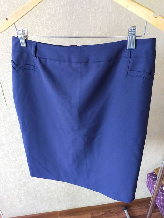 Костюм с юбкой продам/обмен