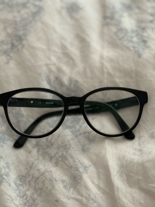 Vand rame de ochelari Guess