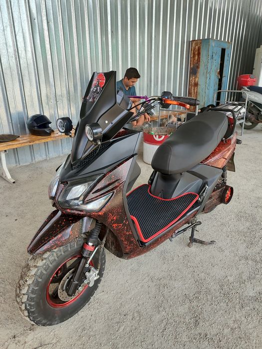 Мопед Самурай. 165 куб с покраской и доп фаром