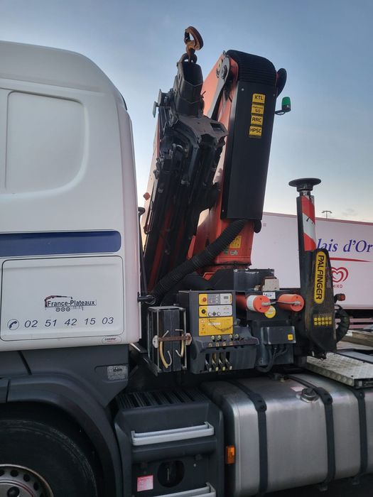 Camion Scania 6x4 cu Macara ,Cap tractor 6x4 SCHIMB