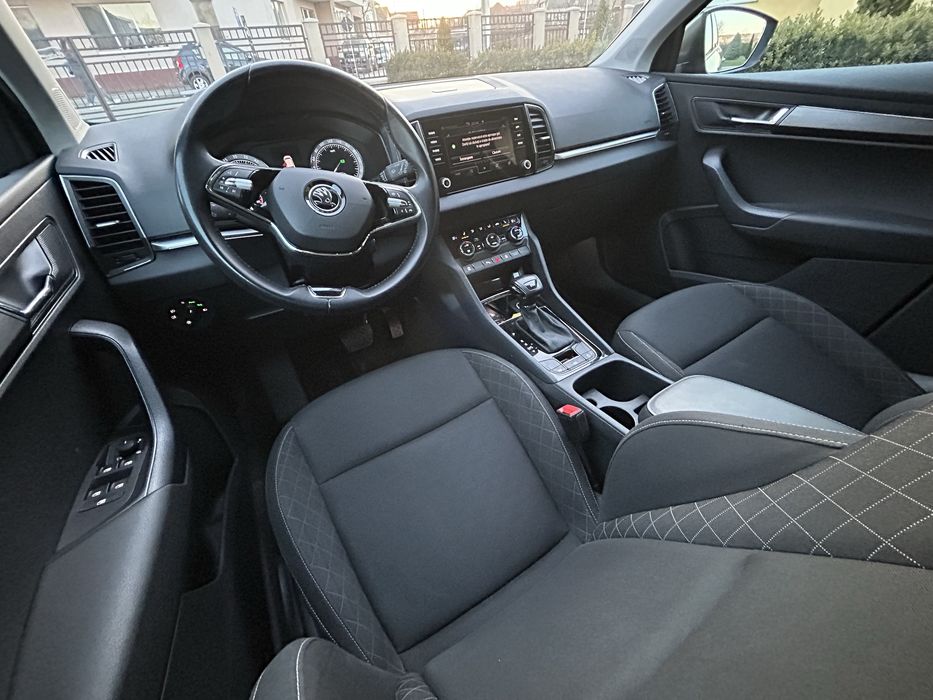 SKODA KAROQ 2.0 D / 2021 / DSG / TOP