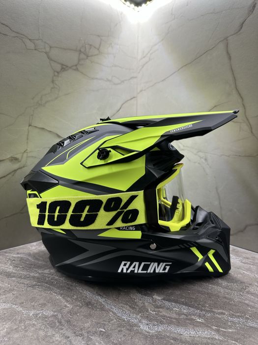 НОВО! Комплект кросови каски с очила