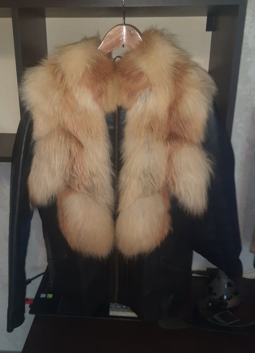 Осенняя кожаная куртка