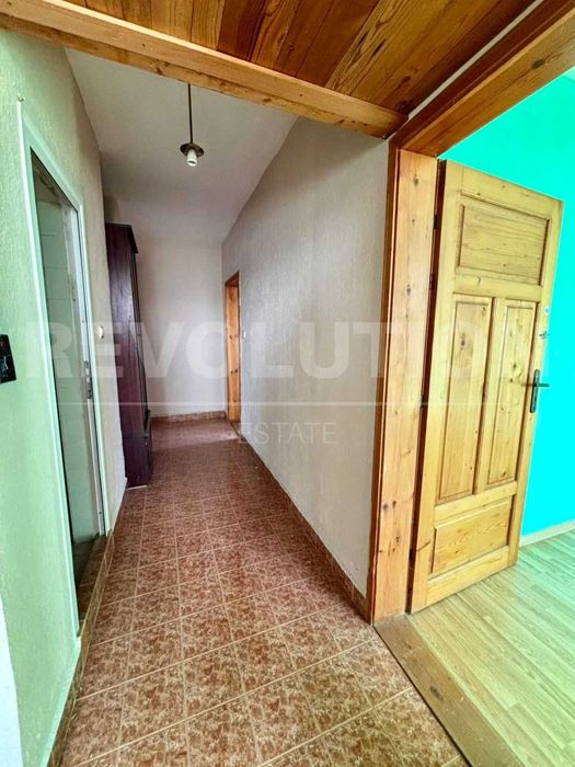 Продава се Тристаен апартамент в Варна, Център - 95 кв.м за 1399 €/кв.м - Снимка #6