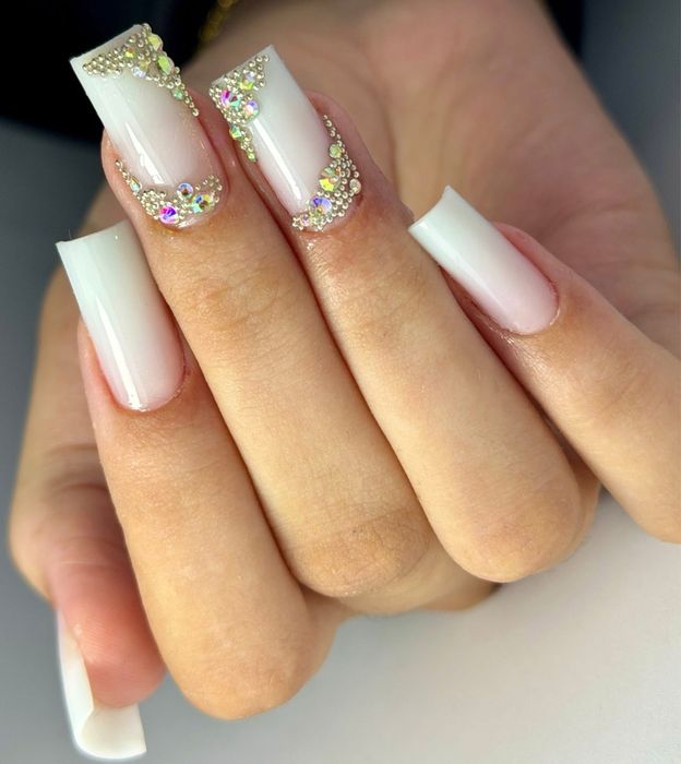 Unghii cu gel/semi La Domiciliu