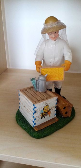 Bibelou portelan apicultor