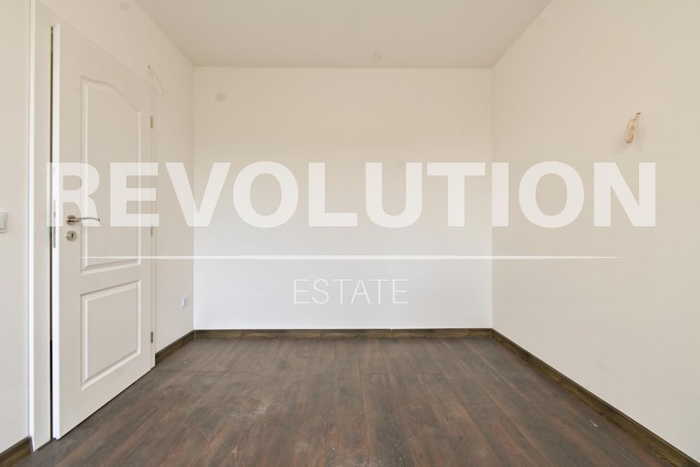 Дава се под наем Тристаен апартамент в София, Люлин 10 - 85 кв.м за 700 € - Снимка #10