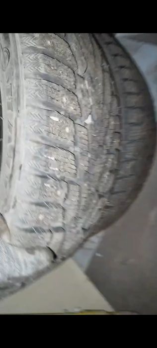 Продам резину 225/45/17