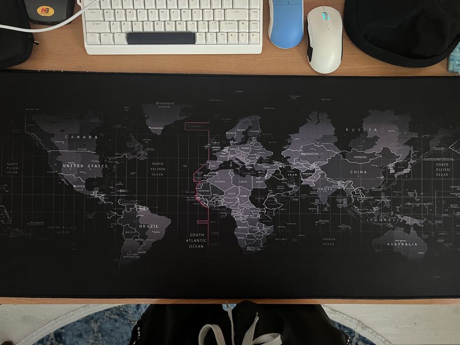 Коврик 900x400 под мышь и клавиатуру