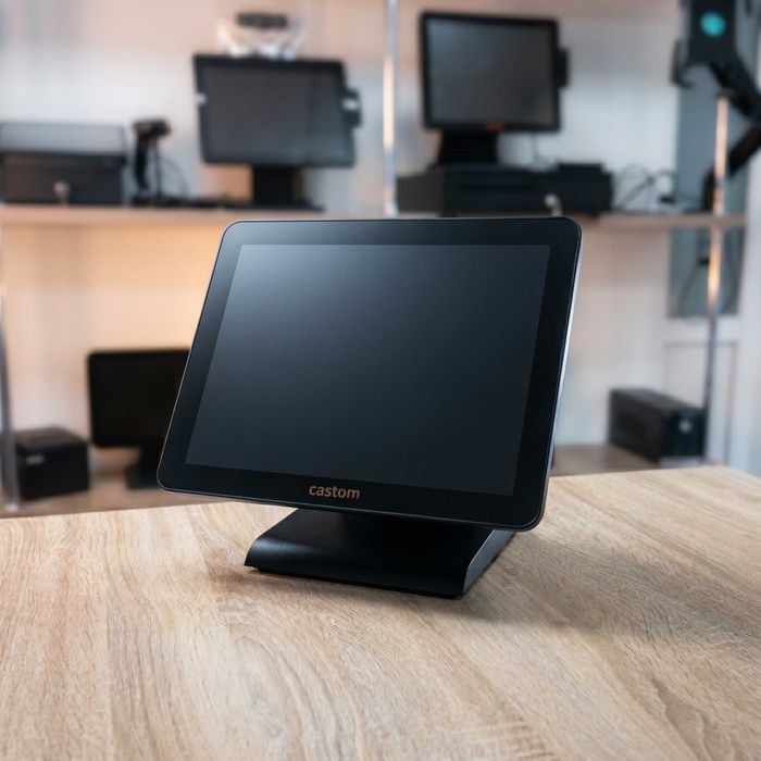 Сенсорный моноблок Castom Intel Core i3: касса с экраном покупателя