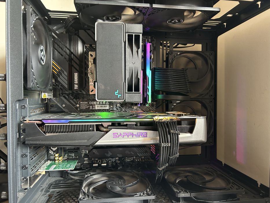 AMD Radeon Sapphire Nitro+ RX5700 XT