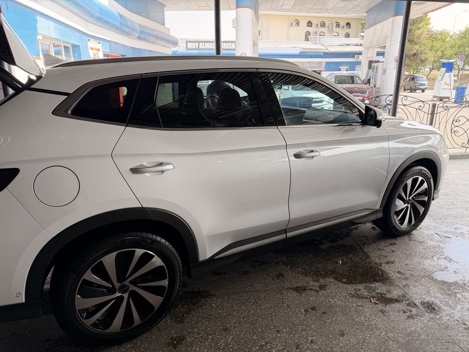 Byd Champion Honor 605