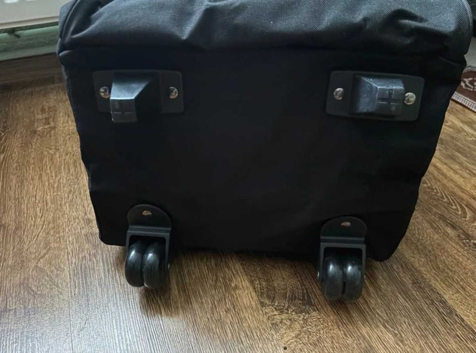 Geanta frigorifica troler Dunlop