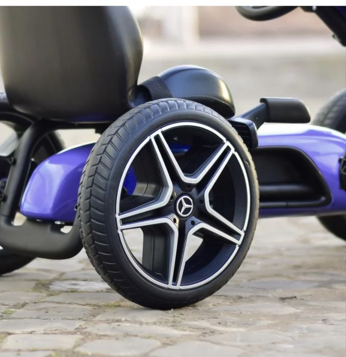 Kart cu pedale pentru copii Mercedes