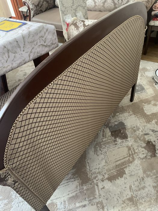 Продам 2 дивана