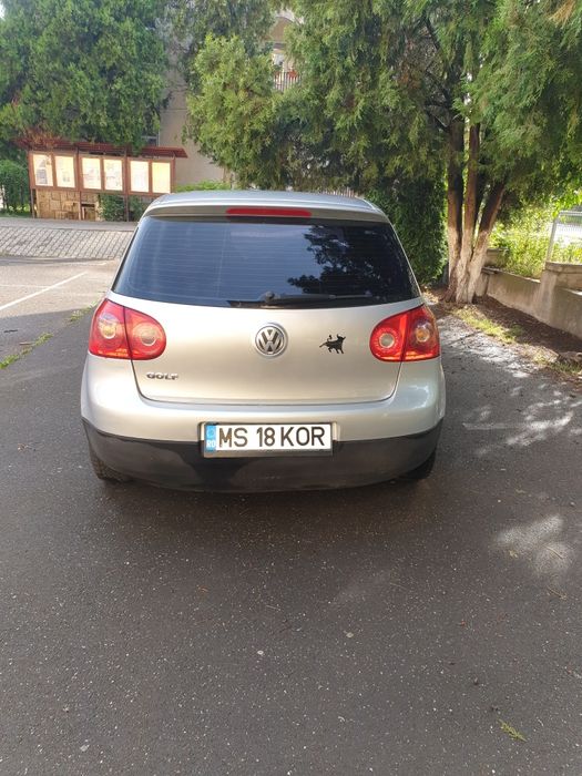 Vînd Urgent Golf 5 1.4 MPI (2004)