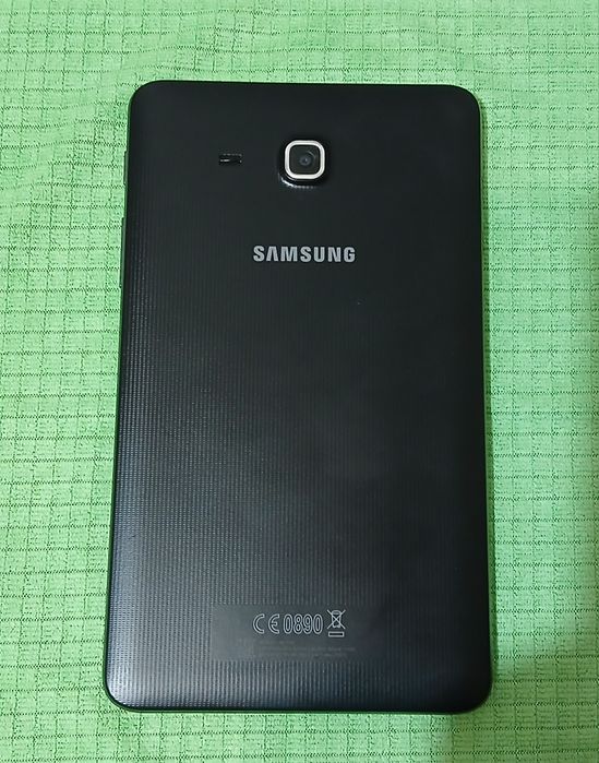 Продаётся планшет самсунг без обмена