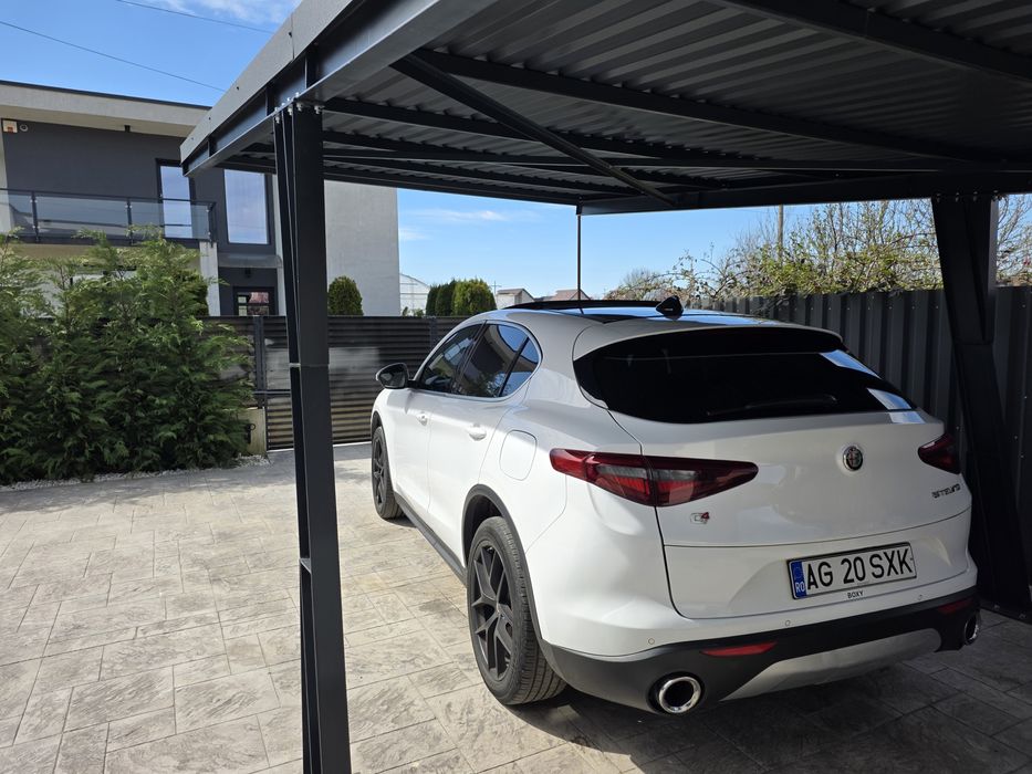Alfa Romeo Stelvio 280 CP, 4x4, 2.0 benzina