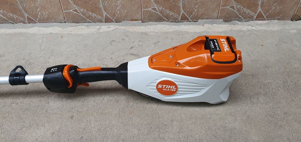 Foarfeca tuns gard viu stihl  HLA.135.
